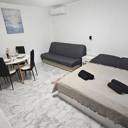 Apartment Monvidal Pula